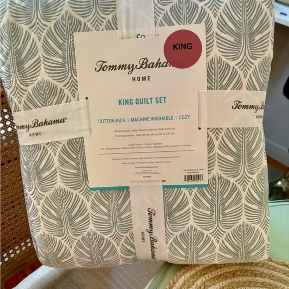 Tommy Bahama 3 piece Quilted King Bedding Set - Picture 5 of 9